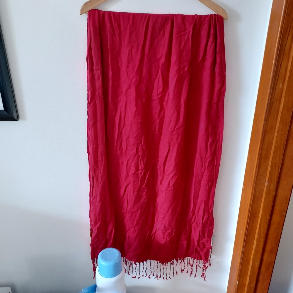 ⚡️SALE⚡️Bright Red Pashmina Scarf with Tassels - Picture 6 of 8